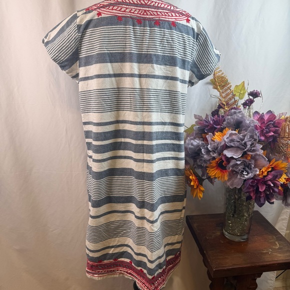 Mud Pie Striped Embroidered Tunic Top Red Blue Boho Size M 8-10 - Picture 3 of 6